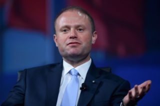マルタで同性婚法案を可決
